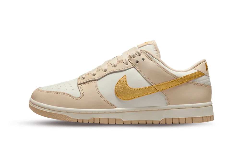 Dunk Low Phantom Metallic Gold Damen Beige 36 von NIKE