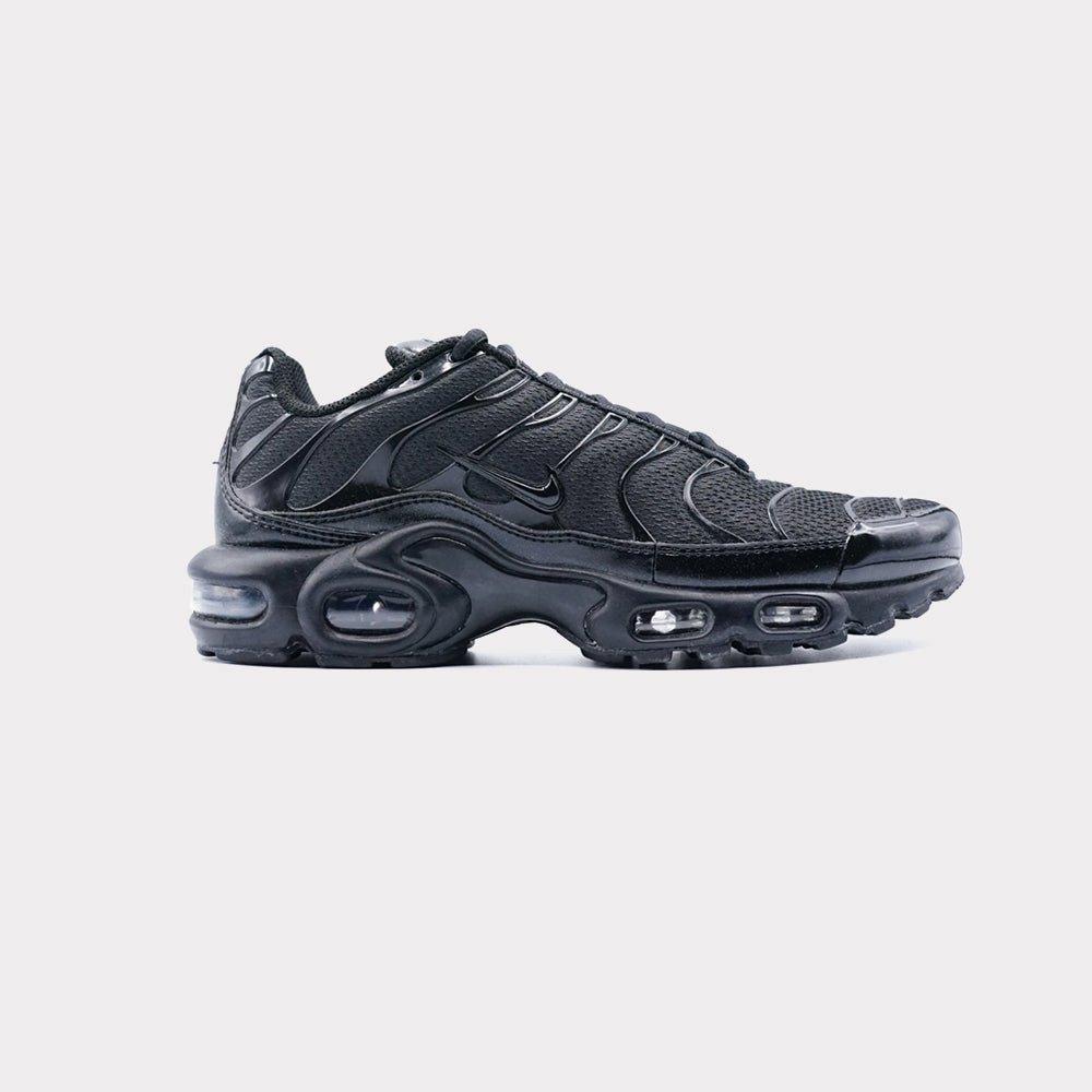 Nike Air Max Plus - Triple Black Herren Schwarz / Schwarz 45 von NIKE