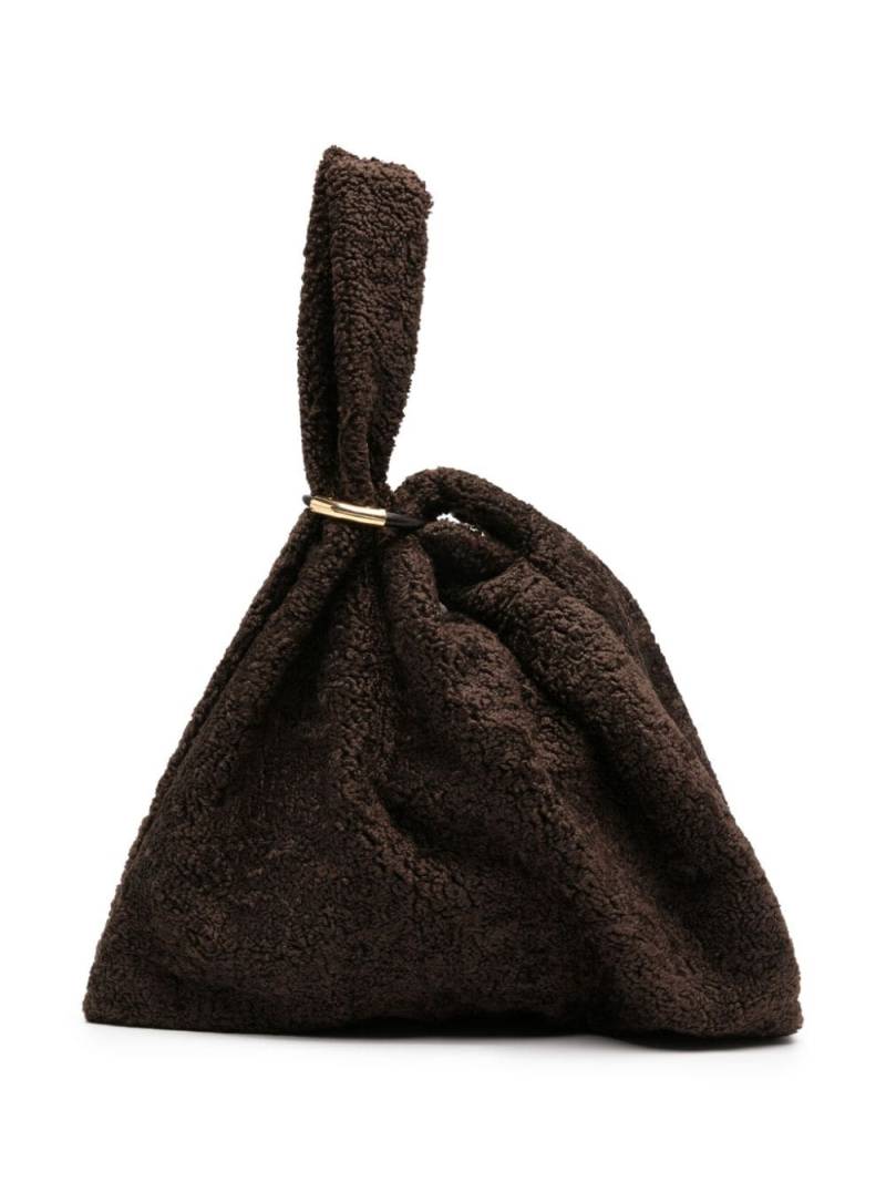 Nanushka large Jen faux-shearling bag - Brown von Nanushka