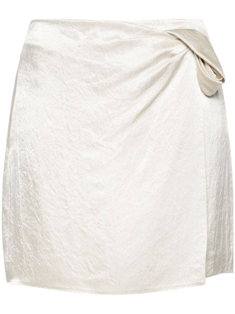 Nanushka ruched-detailing satin miniskirt - Neutrals von Nanushka