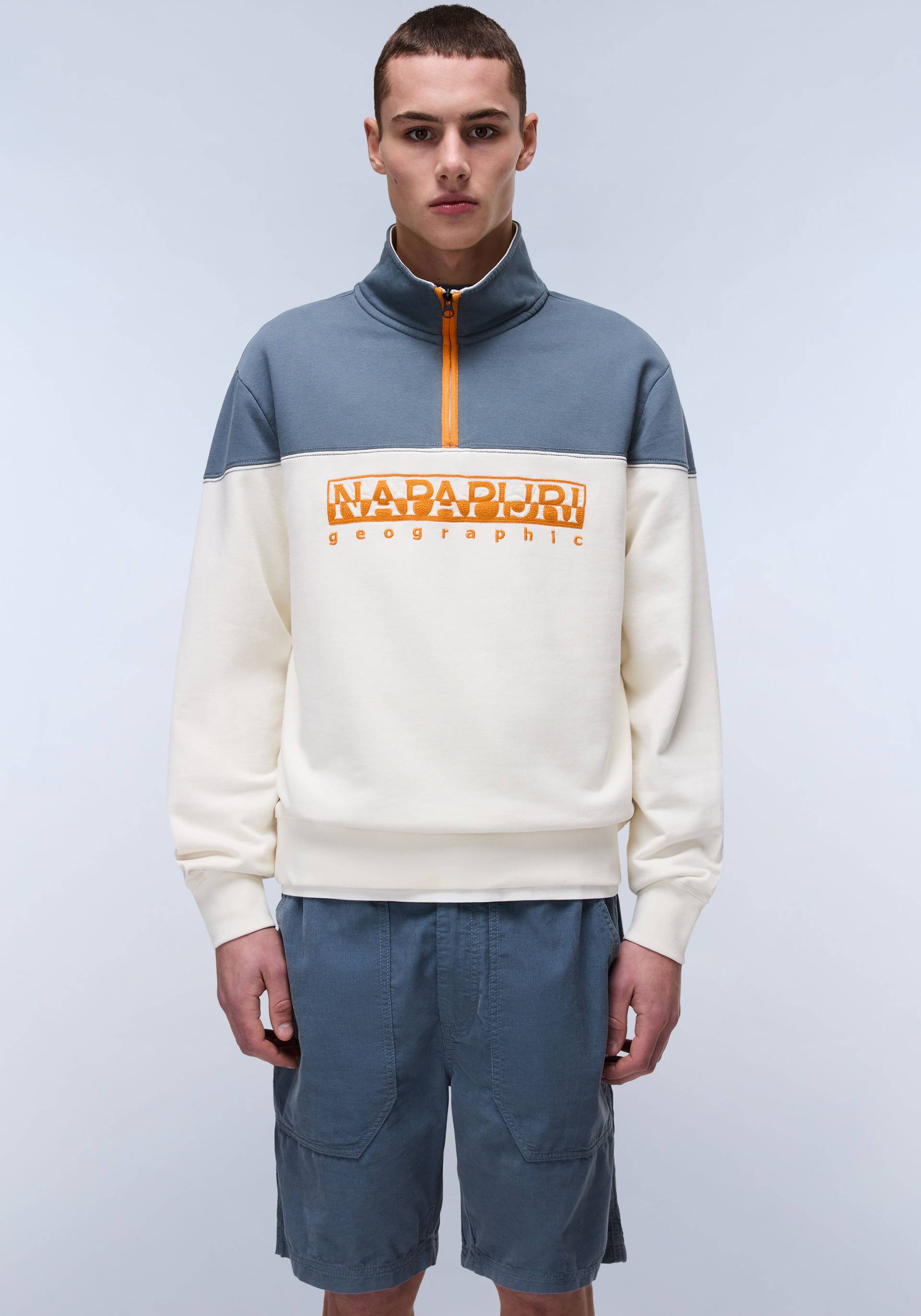 Napapijri Sweatshirt »B-SATURNIA HZ«, Mit Rundhalsausschnitt Napapijri Sweatshirt »B-SATURNIA HZ«, Mit Rundhalsausschnitt von Napapijri