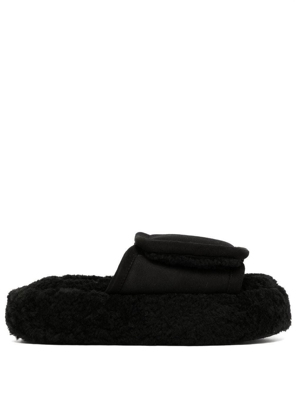 Natasha Zinko chunky shearling slides - Black von Natasha Zinko