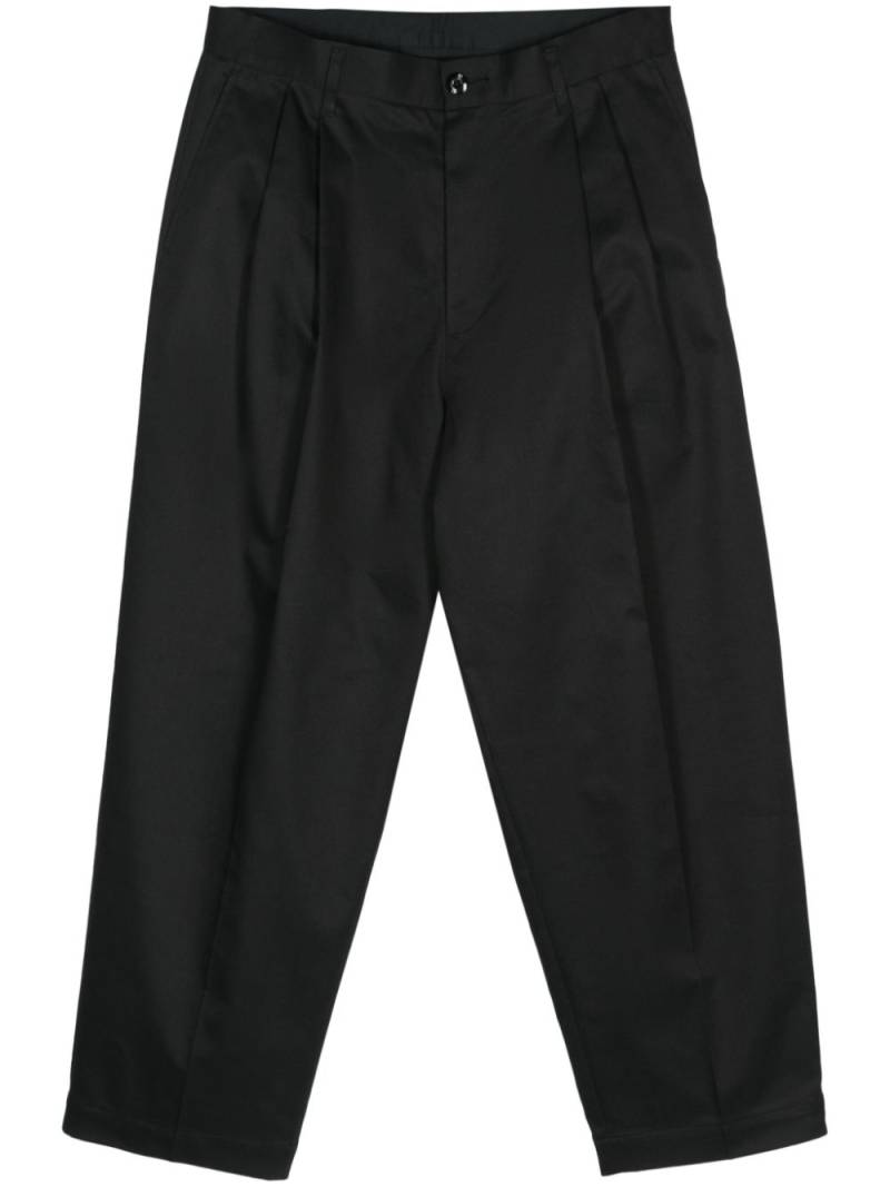 Neighborhood Tuck tapered trousers - Black von Neighborhood