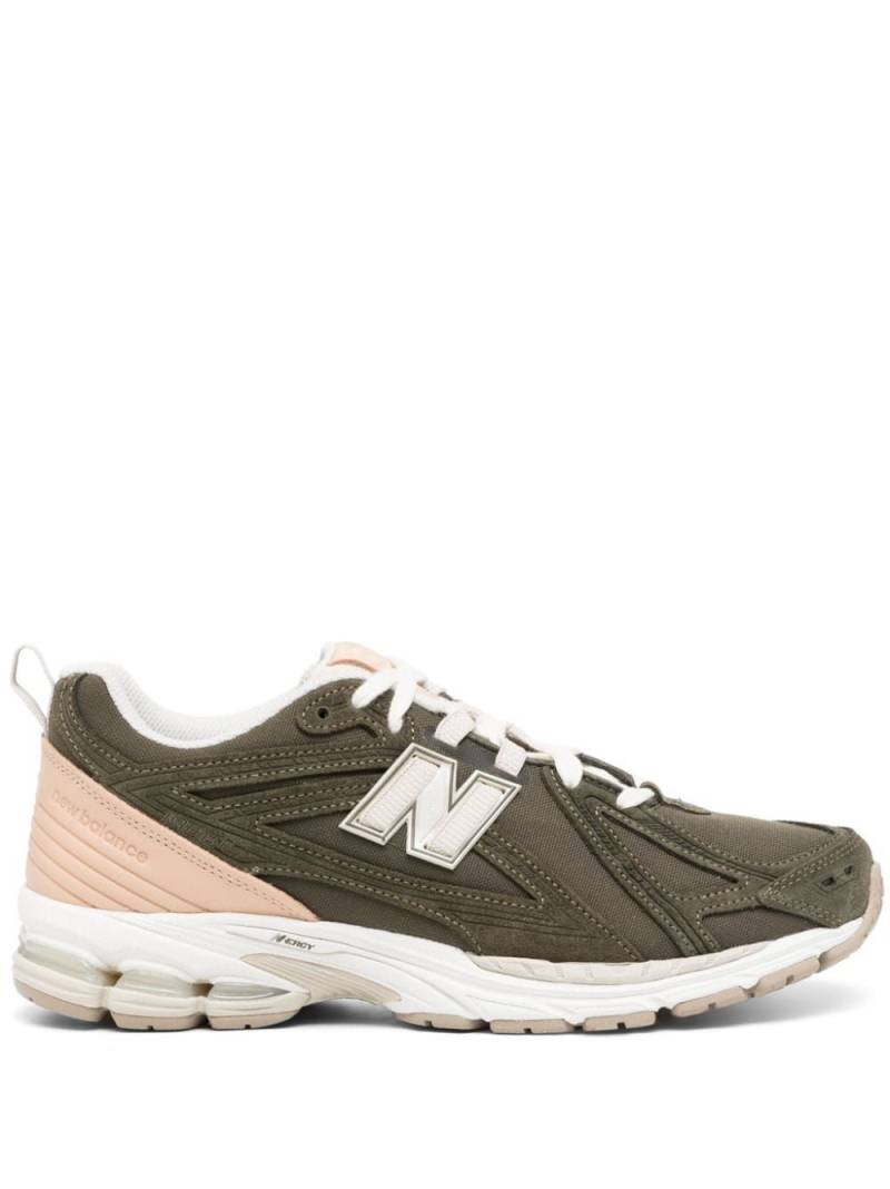 New Balance 1906F "Dark Moss" - Green von New Balance