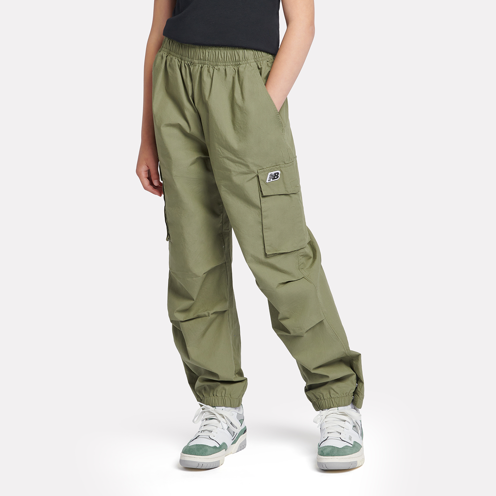 New Balance Damen Freizeithose G NB Premium Cargo Pant, Grün, ideal für Freizeit & Reisen von New Balance