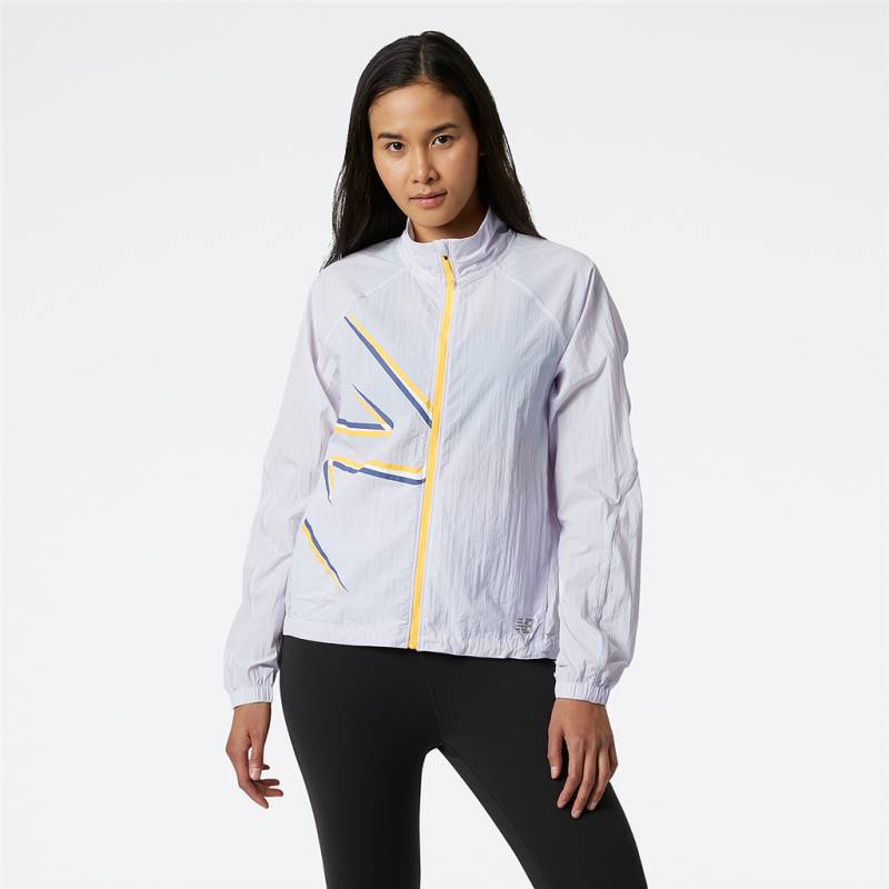 New Balance W Printed Impact Run Light Pack Jacket Relaxed Fit Damen, violett, Grösse: XS von New Balance