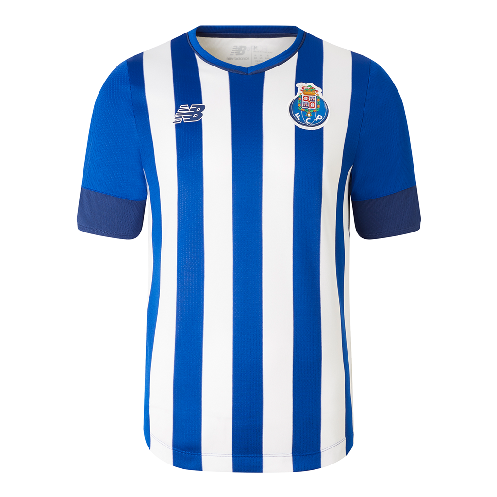 New Balance Kinder Fussballtrikots FC Porto Home Junior SS Jersey 22/23, Blau, Regular Fit, ideal für Ballsport & Teamsport von New Balance