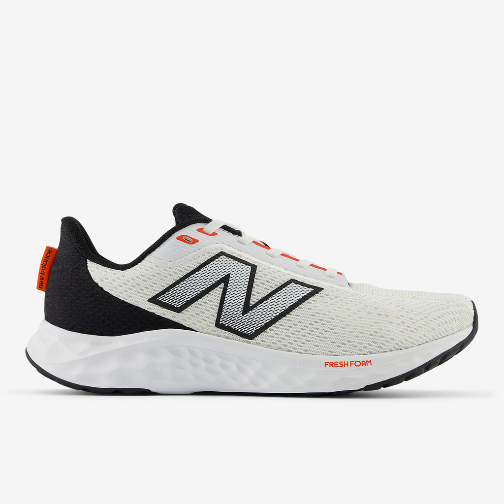 New Balance M Arishi v4 Laufschuhe Herren, weiss, Grösse: 40 von New Balance