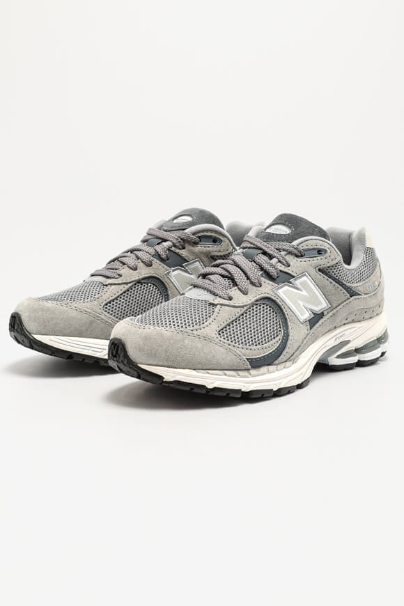 New Balance M2002 Sneaker | Steel | Damen  | EU36 von New Balance