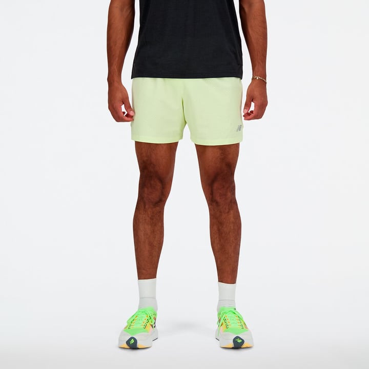 New Balance RC Seamless Short 5 Inch Shorts hellgelb von New Balance