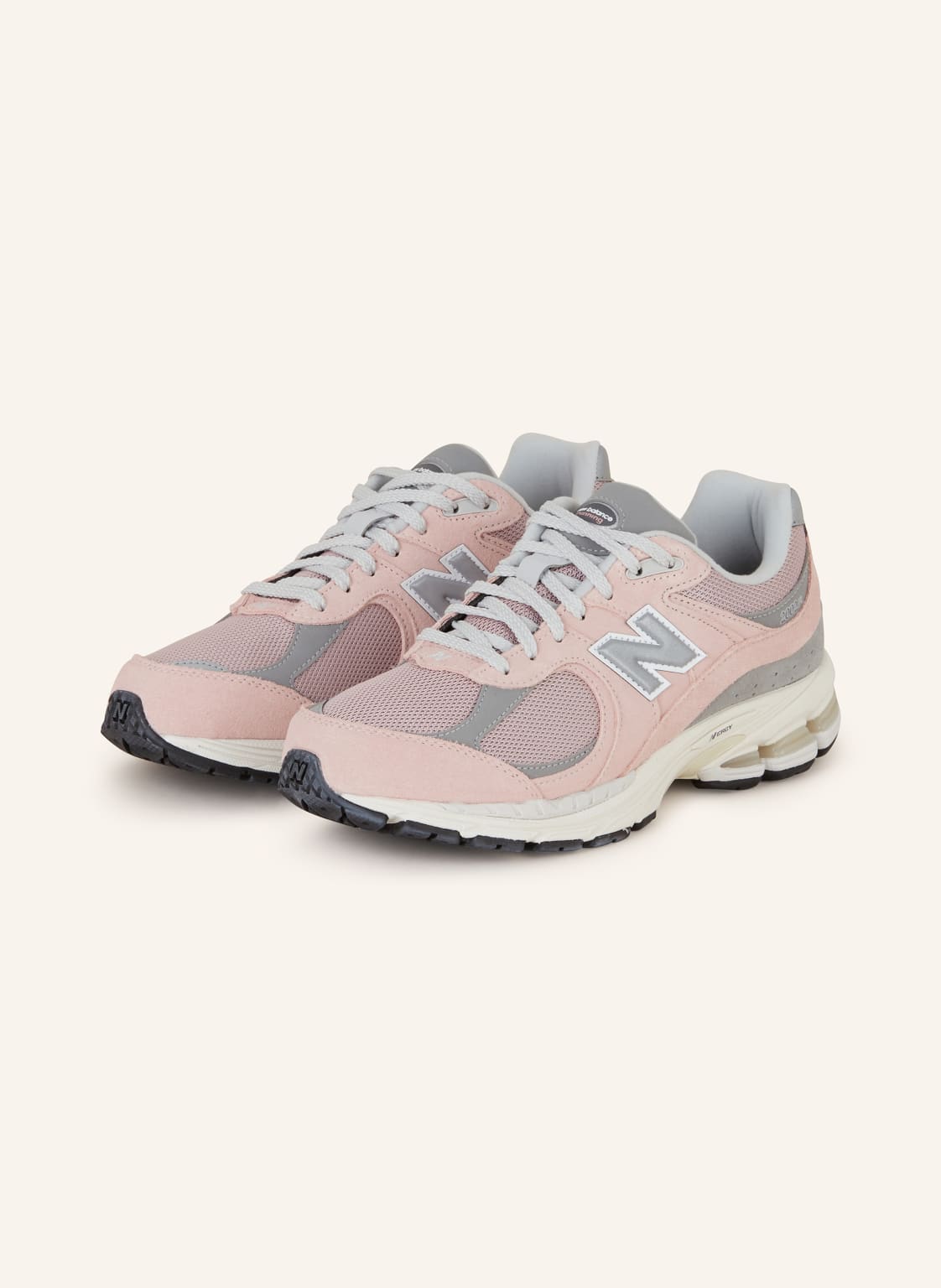 New Balance Sneaker 2002r pink von New Balance