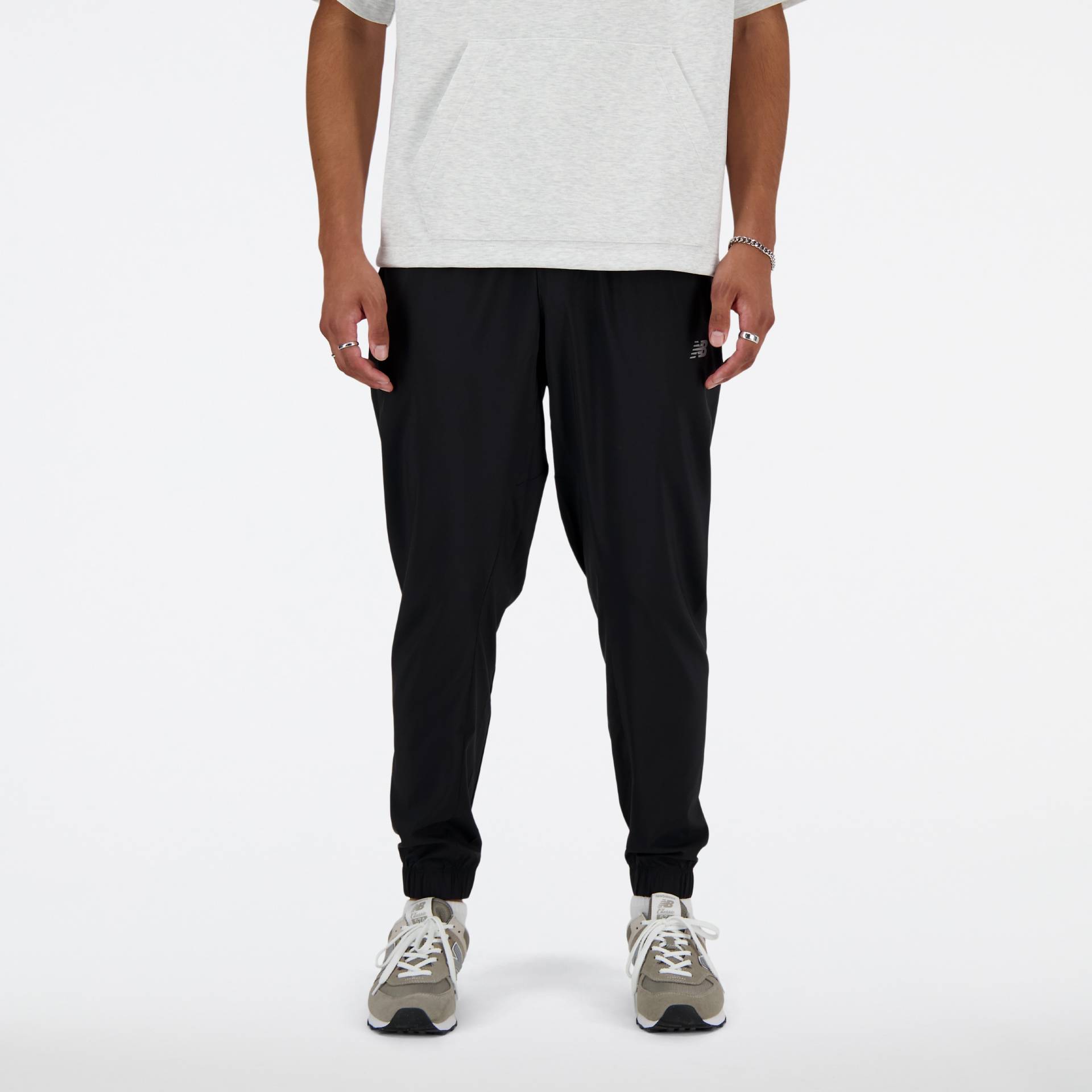 New Balance Trainingshose »SPORT ESSENTIALS WOVEN JOGGER« von New Balance