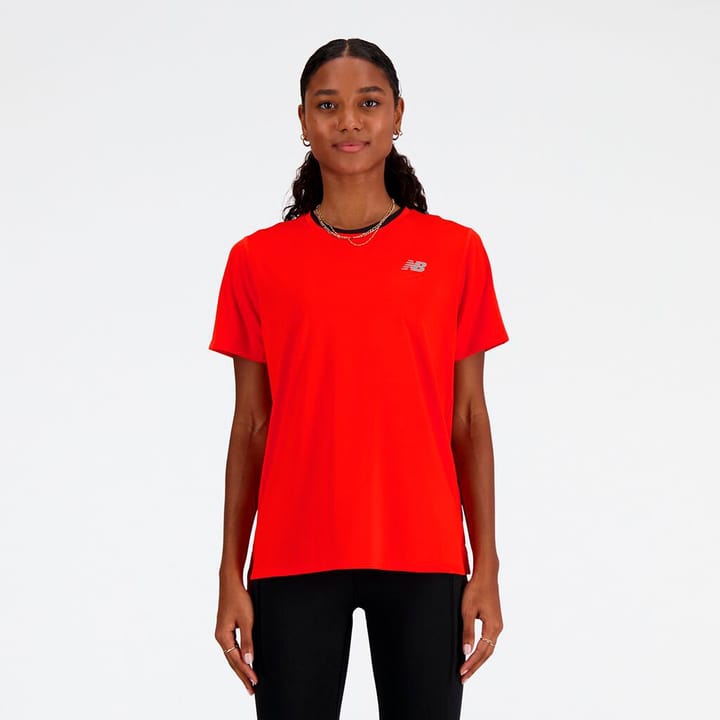 New Balance W New Balance Short Sleeve T-Shirt rot von New Balance