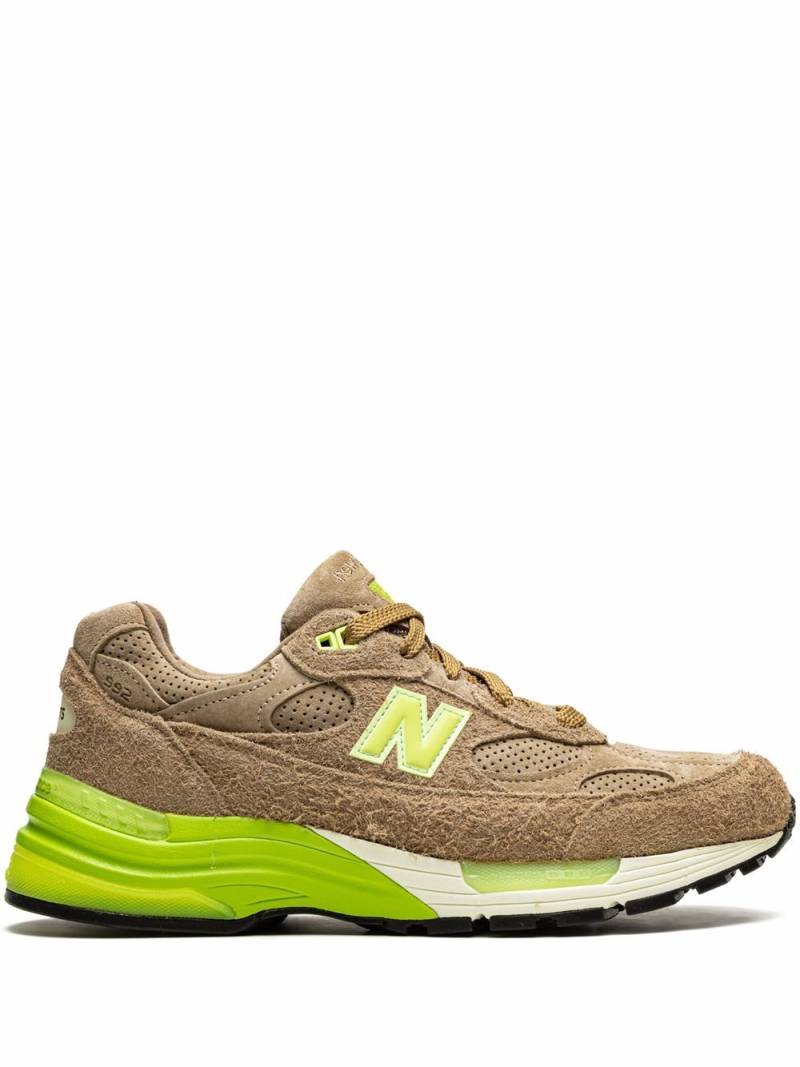 New Balance x Concepts 992 "Low Hanging Fruit - Special Box" sneakers - Brown von New Balance