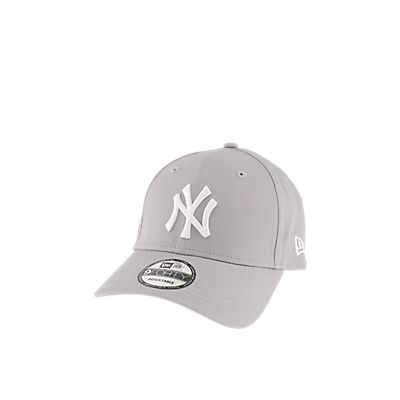 New York Yankees League Essential 9FORTY Cap von New Era