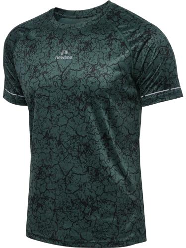 Einzelstück Newline Nwlgraphic Mesh T-Shirt - green gables (Grösse: XL) von Newline