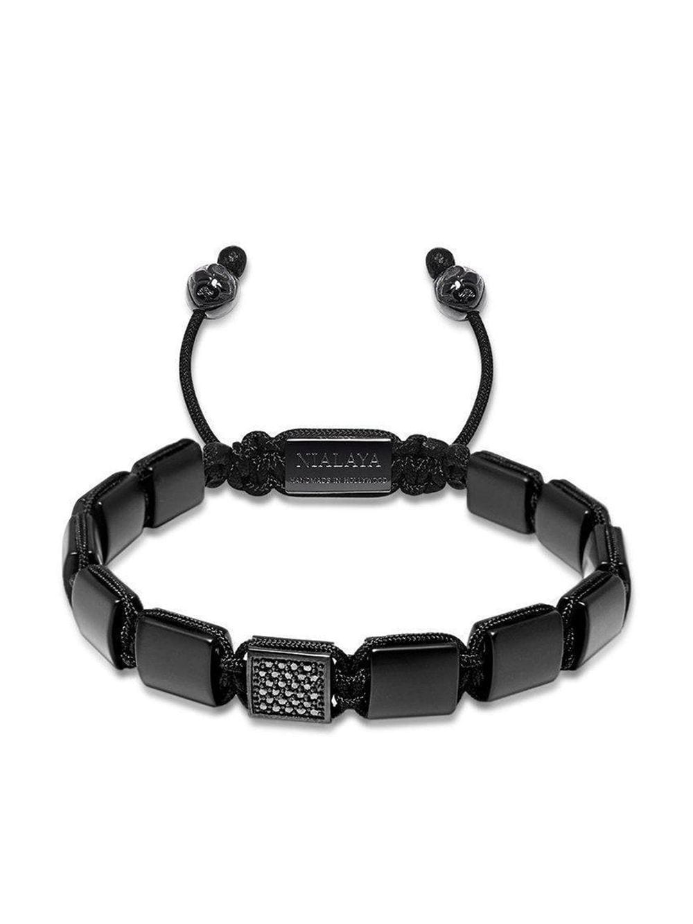 Nialaya Jewelry engraved-charm beaded bracelet - Black von Nialaya Jewelry