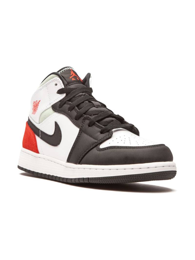 Jordan Kids Air Jordan 1 Mid SE "Red/Grey/Black Toe" sneakers - White von Jordan Kids