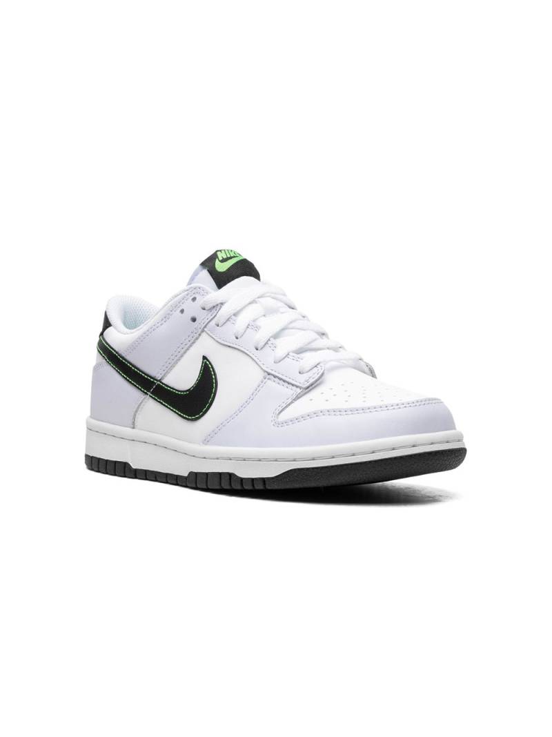 Nike Kids Dunk Low "Grey/Green Strike" sneakers von Nike Kids