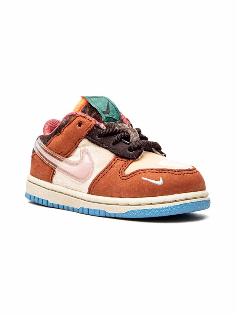 Nike Kids x Social Status Dunk Mid "Chocolate Milk" sneakers - Pink von Nike Kids