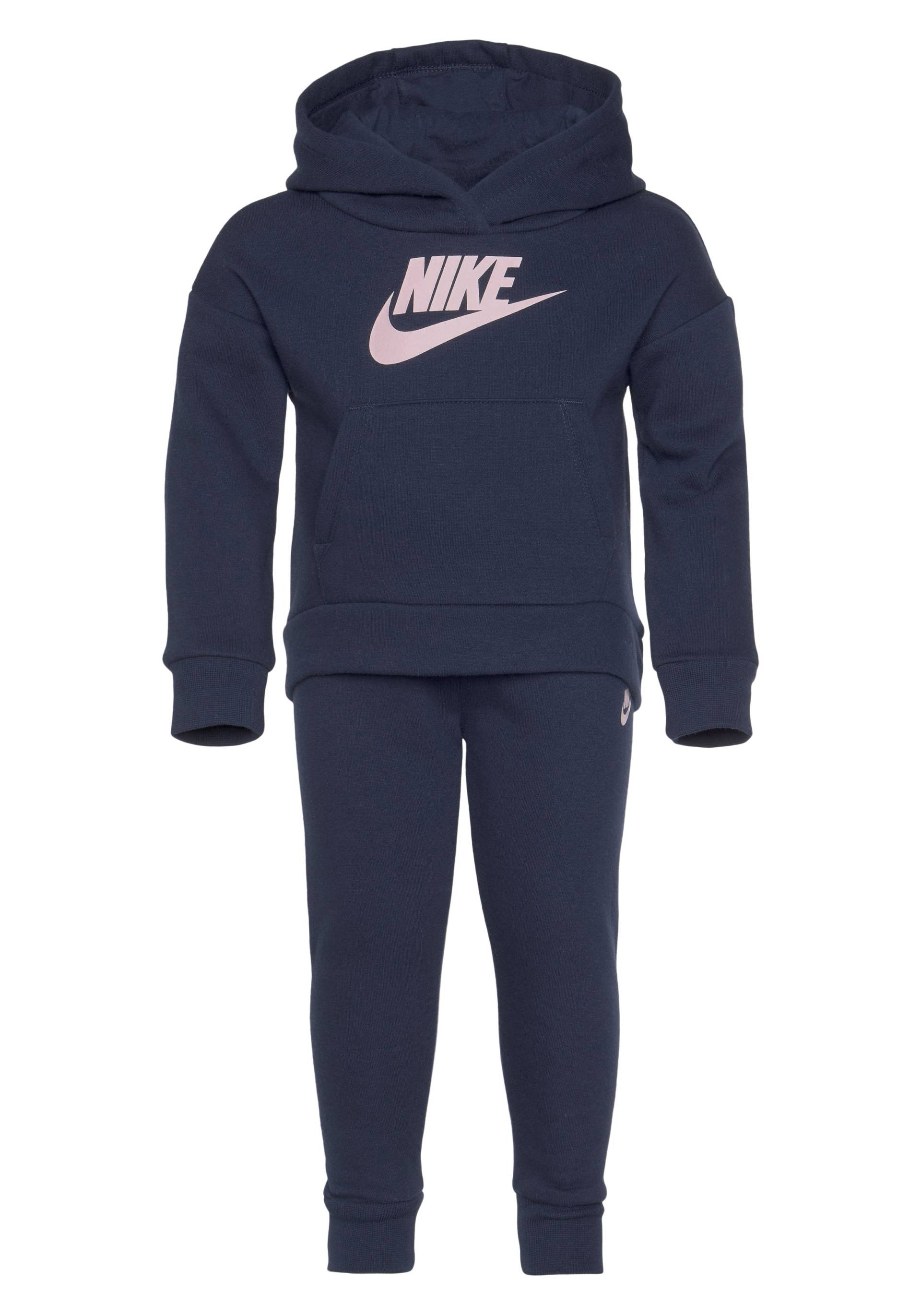 Nike Sportswear Jogginganzug »CLUB FLEECE SET« Nike Sportswear Jogginganzug »CLUB FLEECE SET« von Nike Sportswear