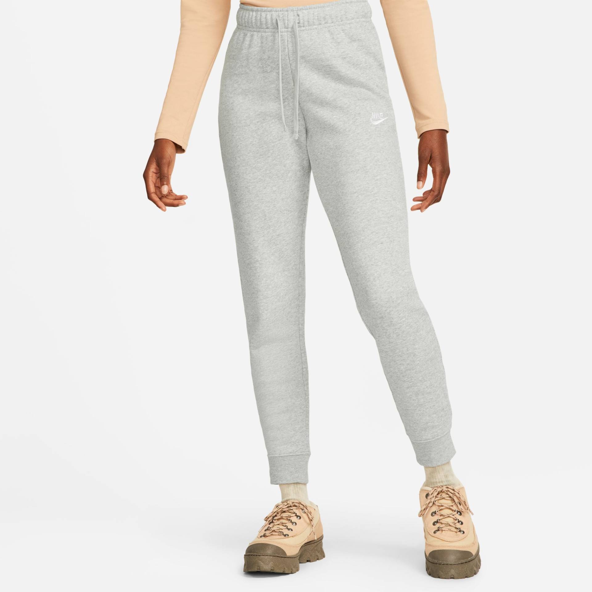 Nike Sportswear Jogginghose »Club Fleece Women's Mid-Rise Slim Joggers«, weiches Fleecematerial von Nike Sportswear