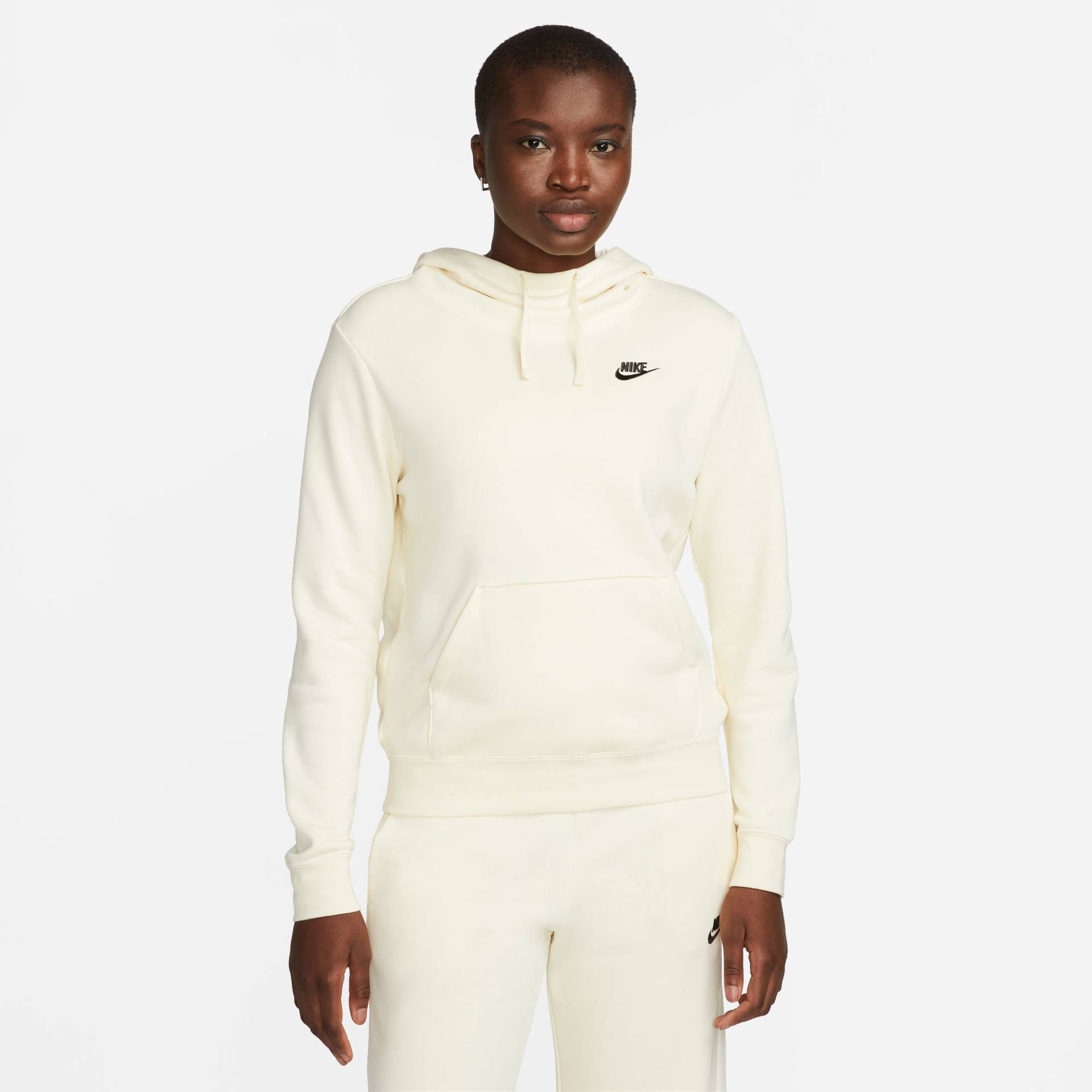 Nike Sportswear Kapuzensweatshirt »Club Fleece Women's Funnel Hoodie«, Damen Kapuzenpullover aus weichem Fleece Material von Nike Sportswear