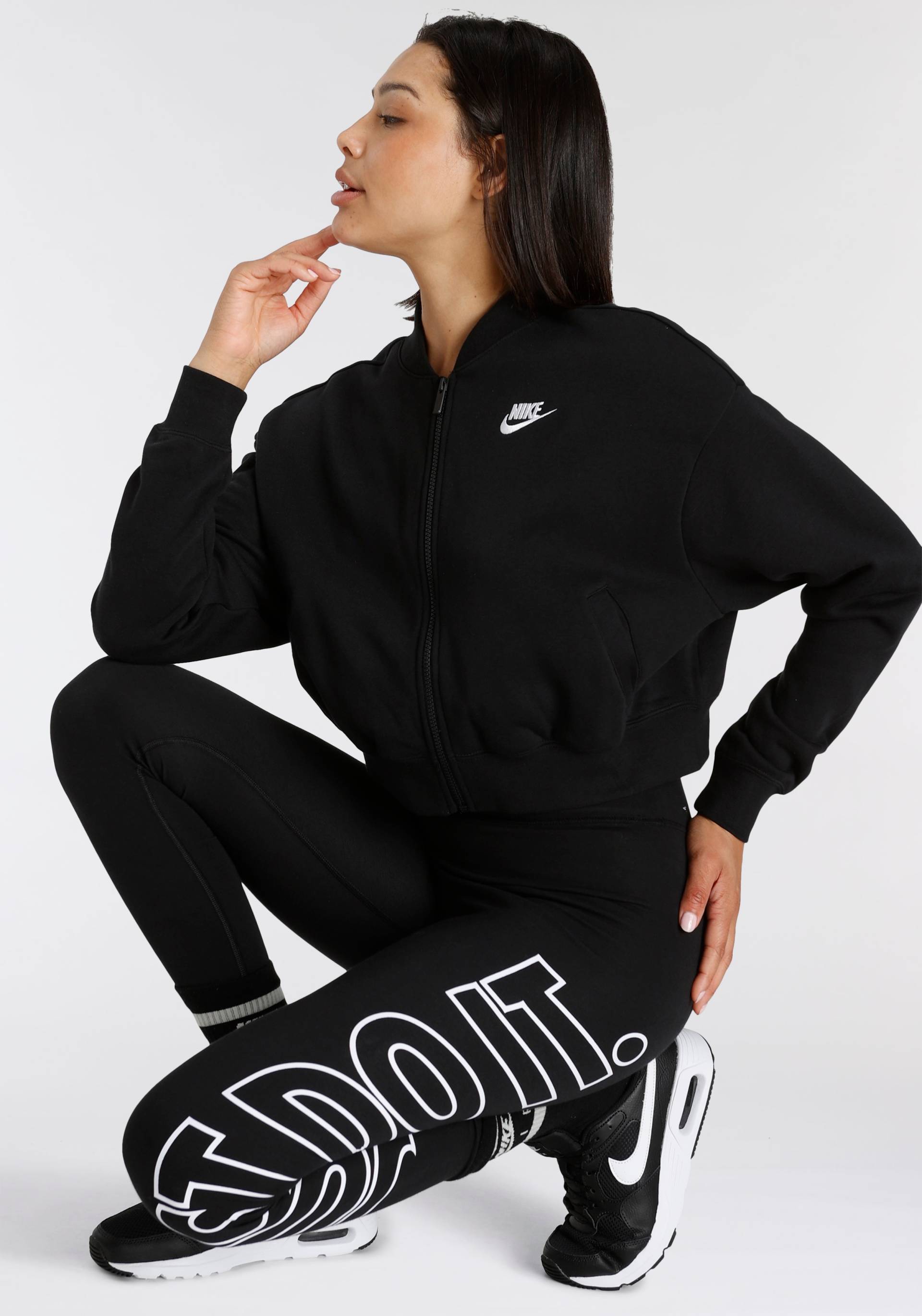 Nike Sportswear Leggings »CLASSICS WOMEN'S HIGH-WAISTED GRAPHIC LEGGINGS« Nike Sportswear Leggings »CLASSICS WOMEN'S HIGH-WAISTED GRAPHIC LEGGINGS« von Nike Sportswear
