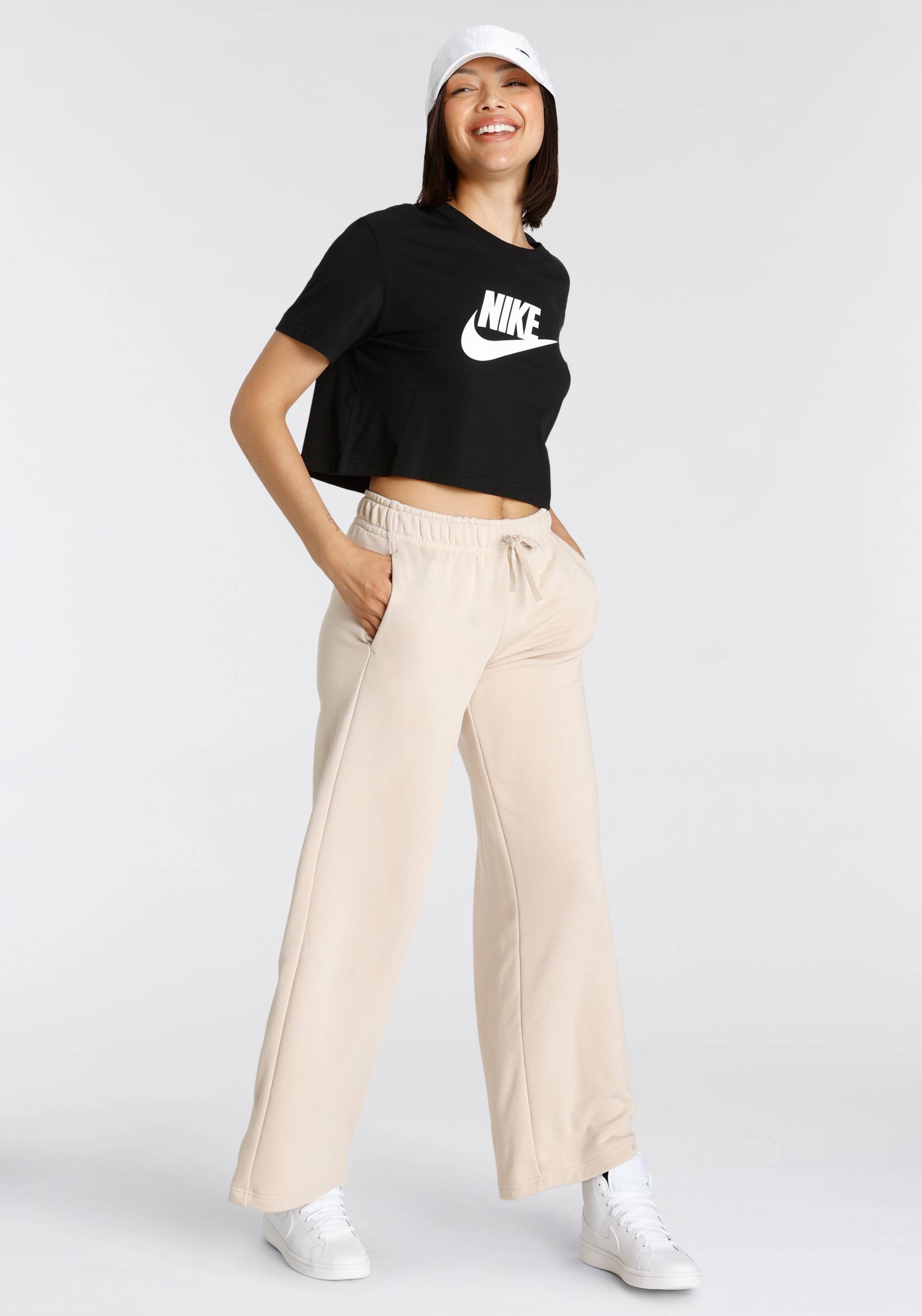 Nike Sportswear T-Shirt »ESSENTIAL WOMEN'S CROPPED LOGO T-SHIRT« Nike Sportswear T-Shirt »ESSENTIAL WOMEN'S CROPPED LOGO T-SHIRT« von Nike Sportswear