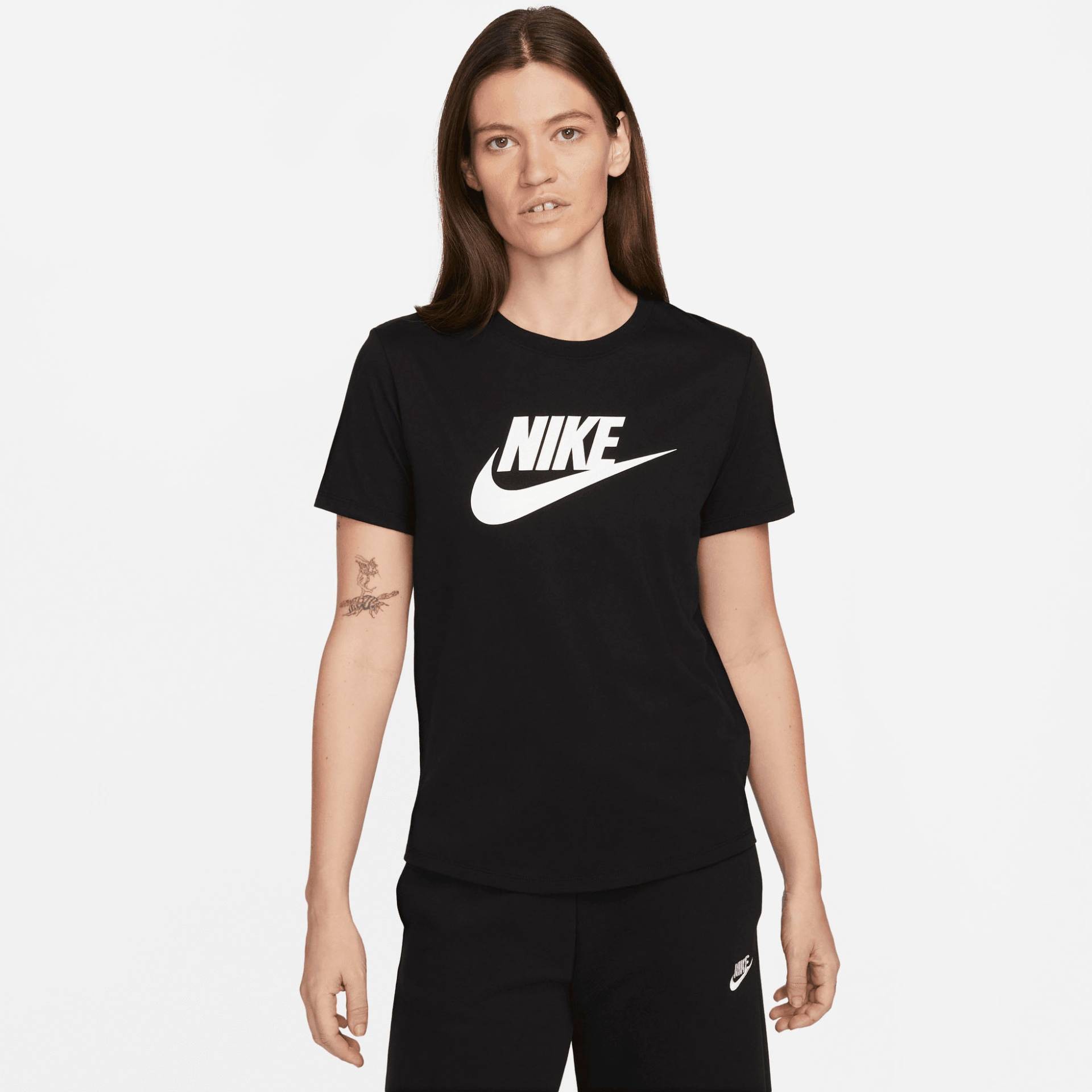 Nike Sportswear T-Shirt »ESSENTIALS WOMEN'S LOGO T-SHIRT«, Basic Damen T-Shirt mit Logo von Nike Sportswear