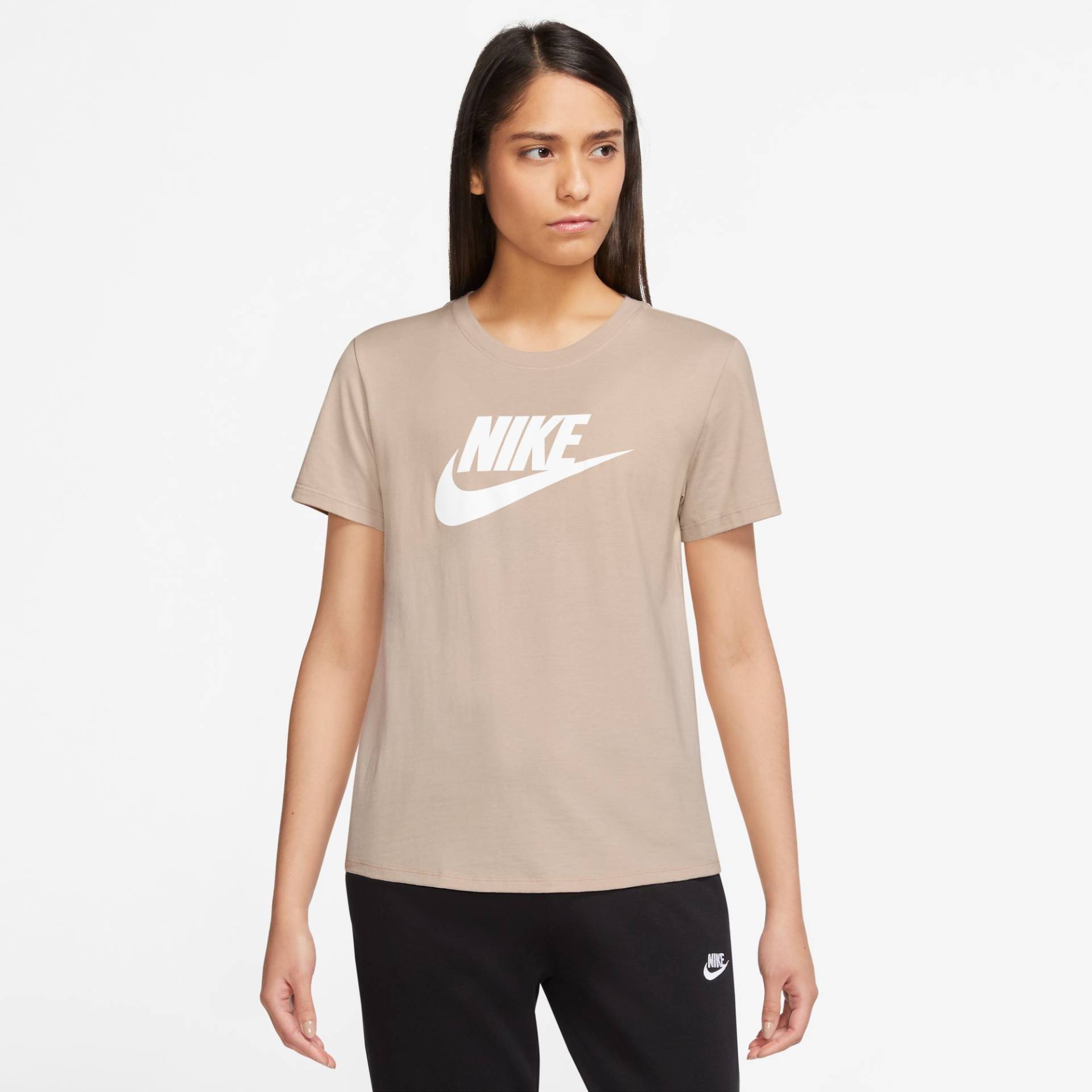 Nike Sportswear T-Shirt »ESSENTIALS WOMEN'S LOGO T-SHIRT« Nike Sportswear T-Shirt »ESSENTIALS WOMEN'S LOGO T-SHIRT« von Nike Sportswear