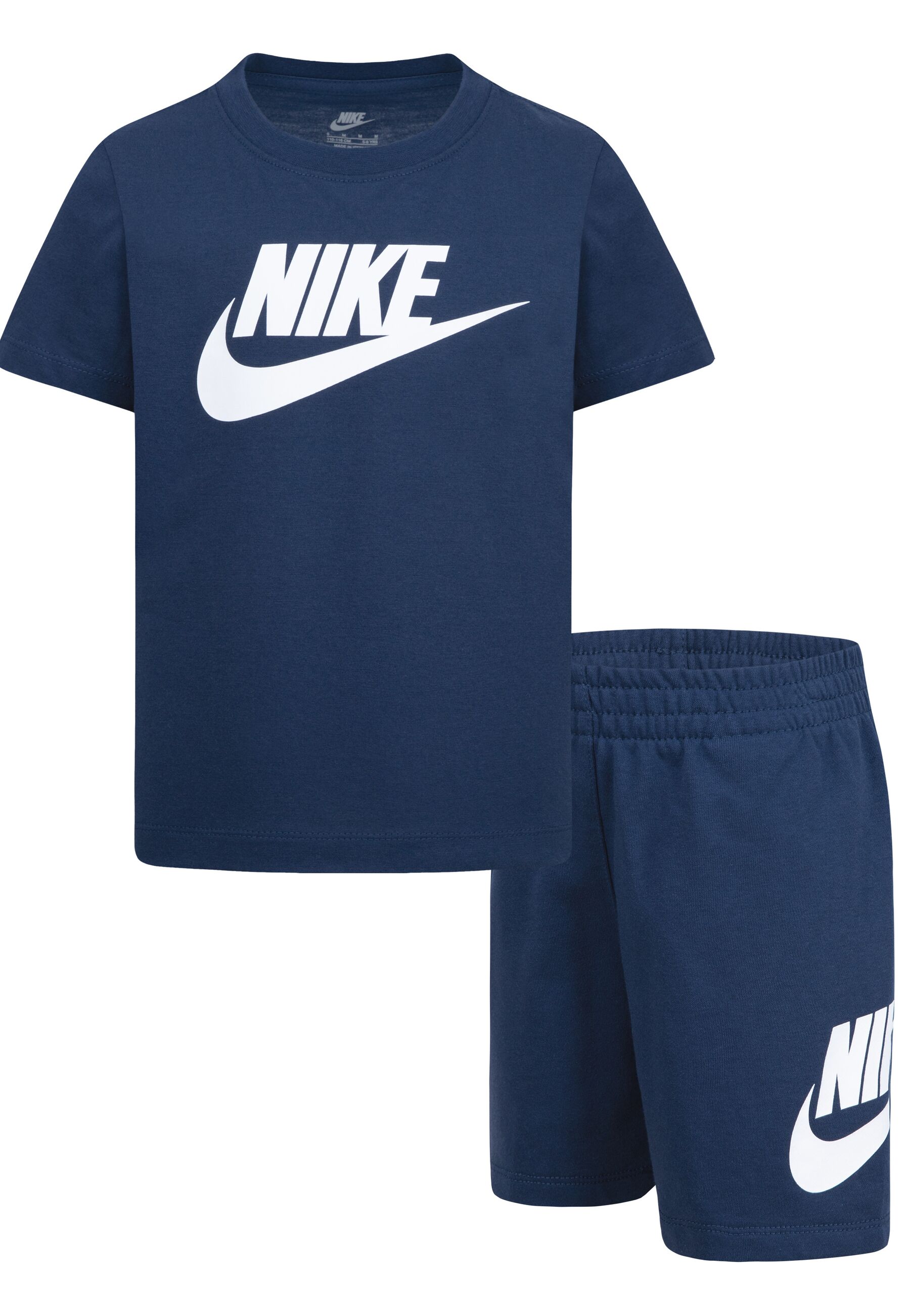 Nike Sportswear T-Shirt & Shorts von Nike Sportswear