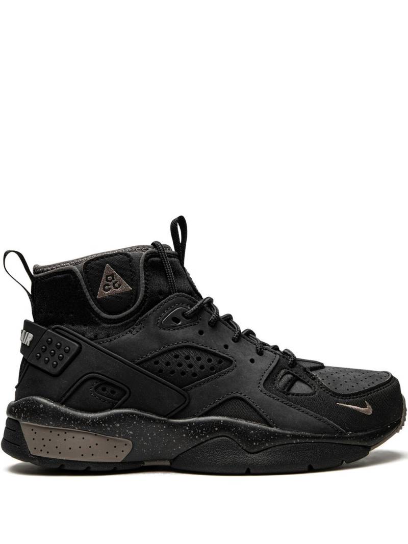 Nike ACG Air Mowabb OG "Off-Noir/Olive" sneakers - Black von Nike