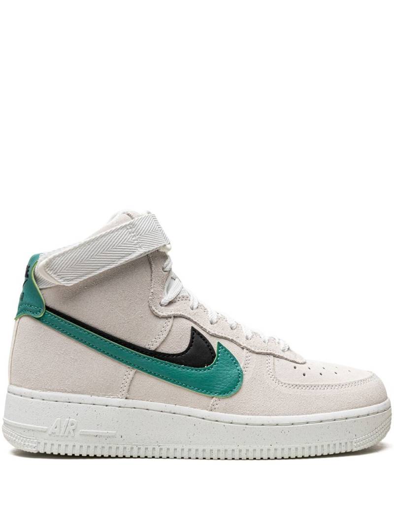 Nike Air Force 1 SE sneakers - White von Nike