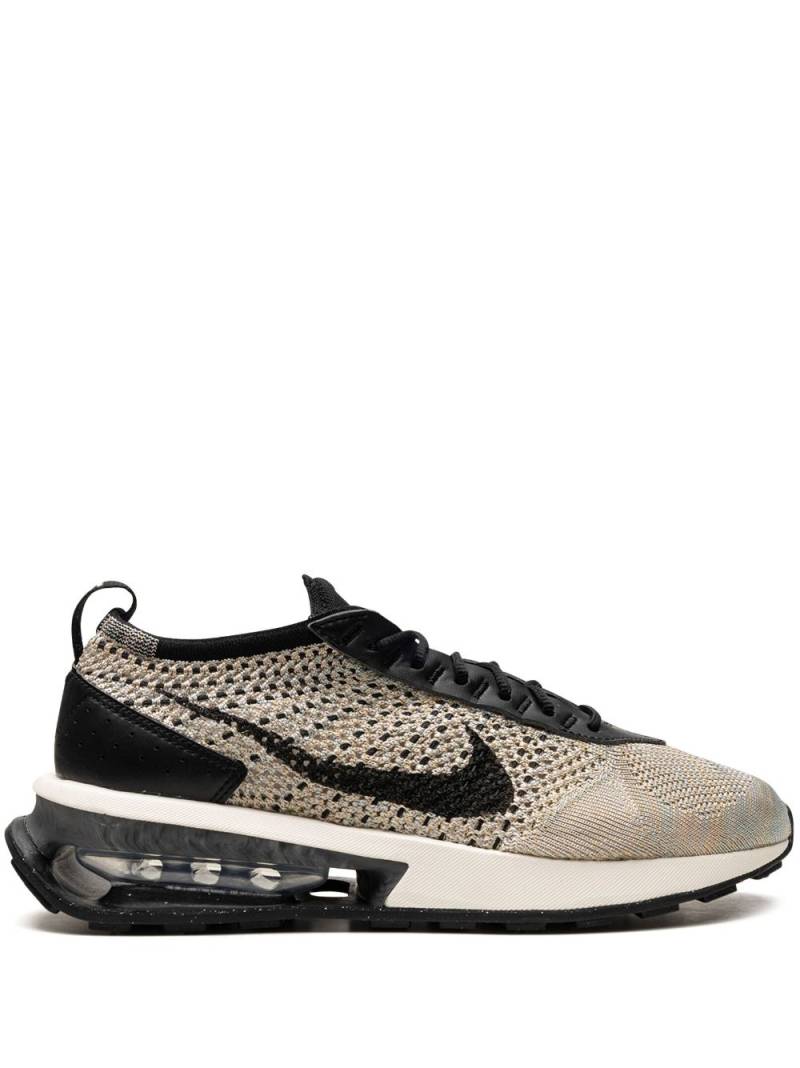 Nike Air Max Flyknit Racer "Sesame" sneakers - Neutrals von Nike