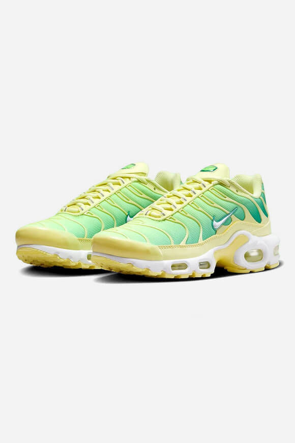 Nike Air Max Plus Sneaker | Luminous Green + White | Damen  | EU36.5 von Nike