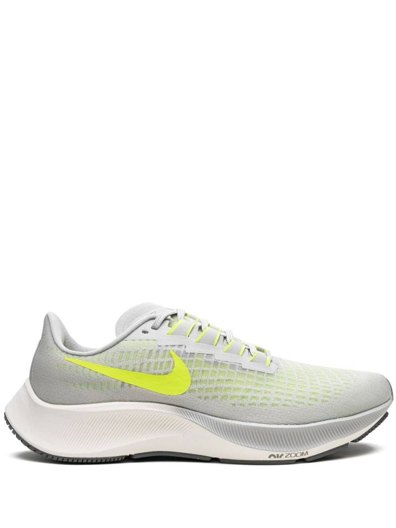 Nike Air Zoom Pegasus 37 sneakers - Grey von Nike