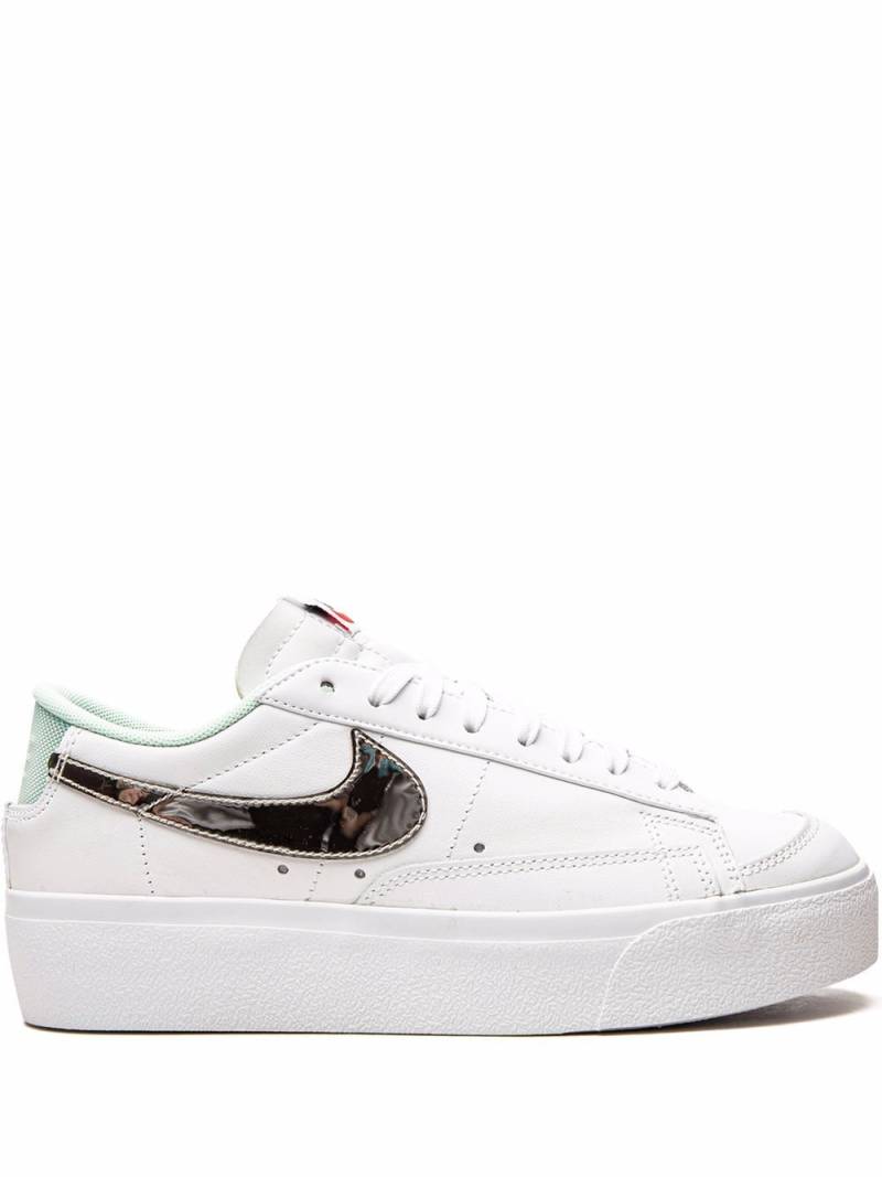 Nike Blazer Low Platform sneakers - White von Nike