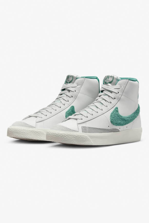 Nike Blazer Mid '77 Sneaker | Summit White + Phantom + Light Pumice + Bicoastal | Jungen  | EU37.5 von Nike