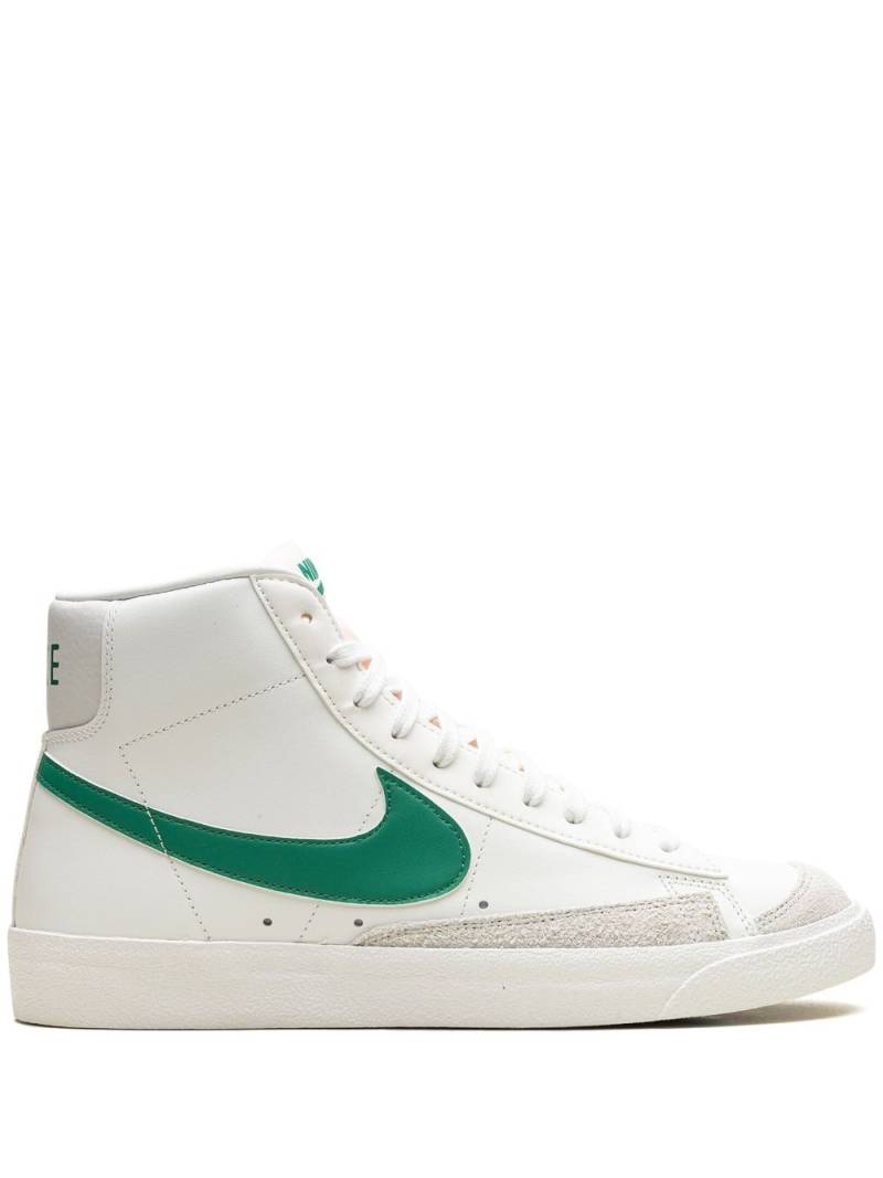 Nike Blazer Mid '77 Vintage "White/Malachite" sneakers von Nike