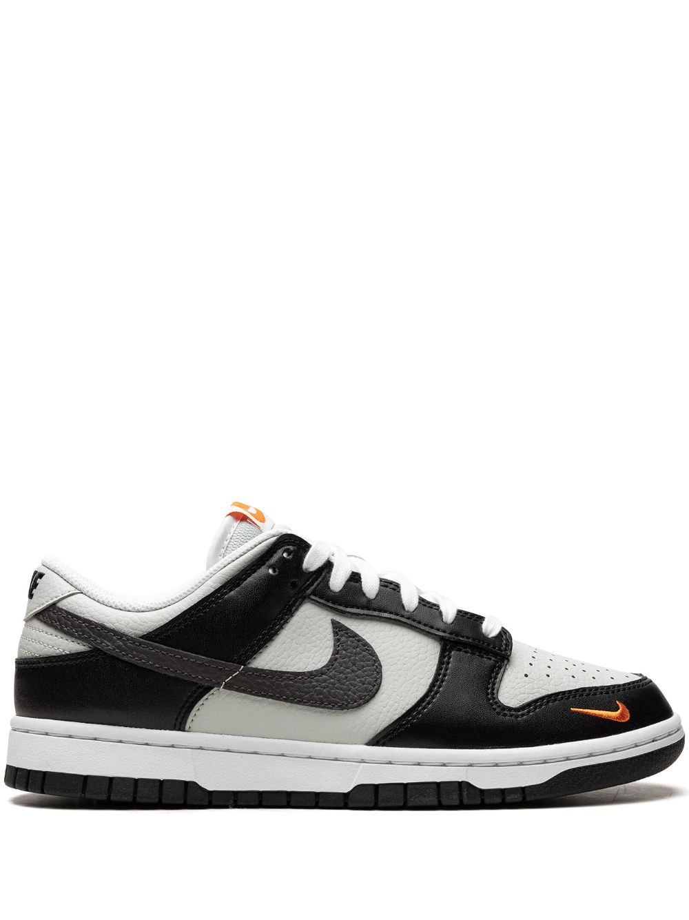 Nike Dunk Low "Black/Total Orange" sneakers von Nike