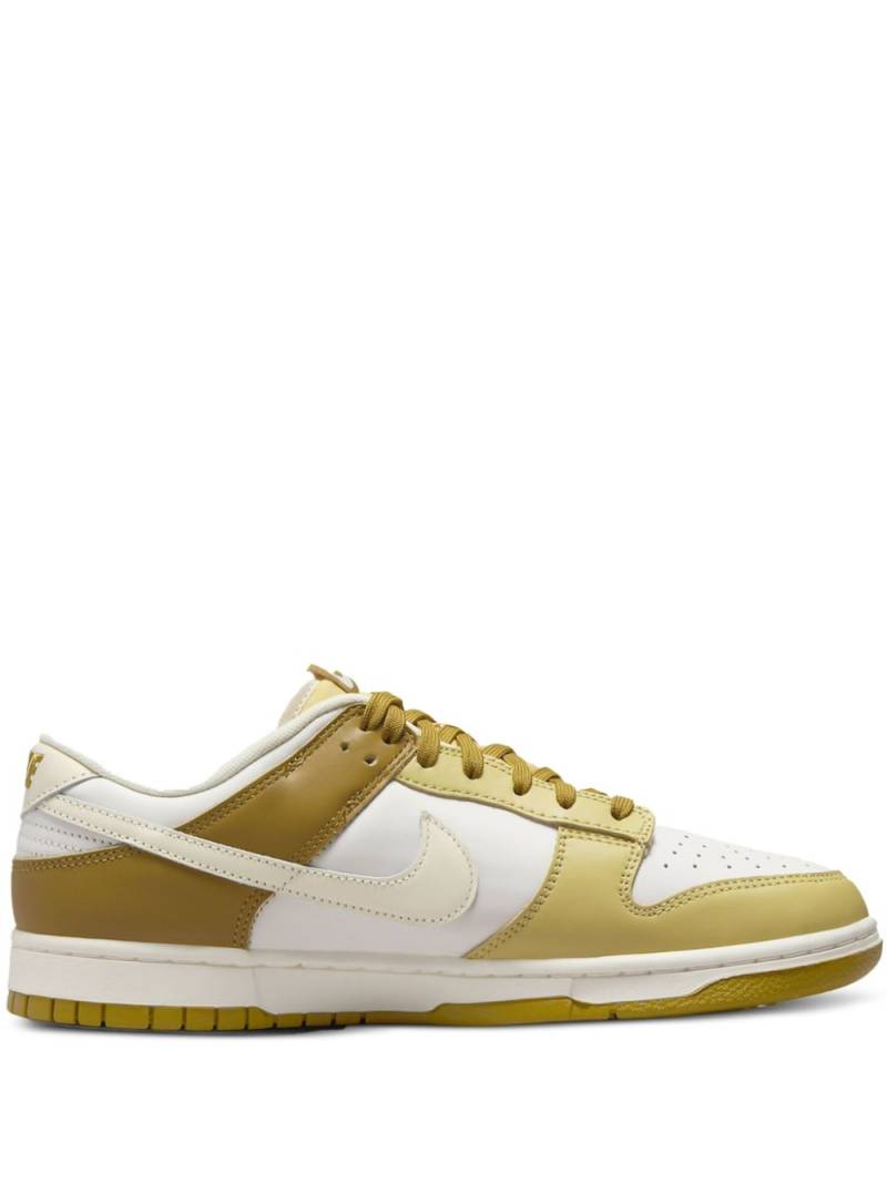 Nike Dunk Low "Bronzine" sneakers - Yellow von Nike