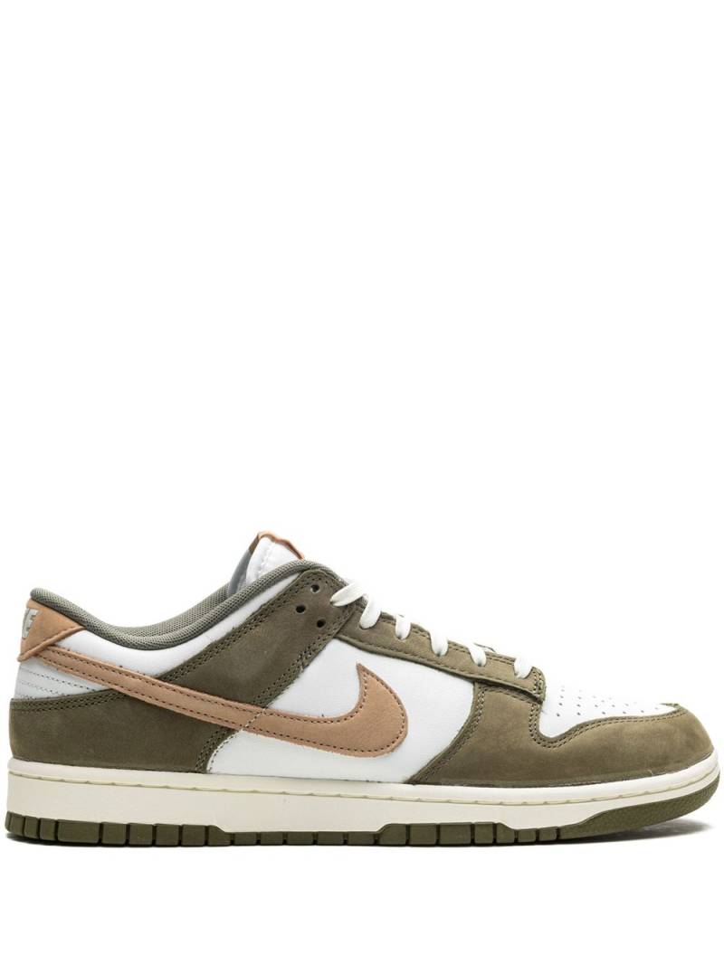 Nike Dunk Low "Medium Olive" sneakers - Green von Nike