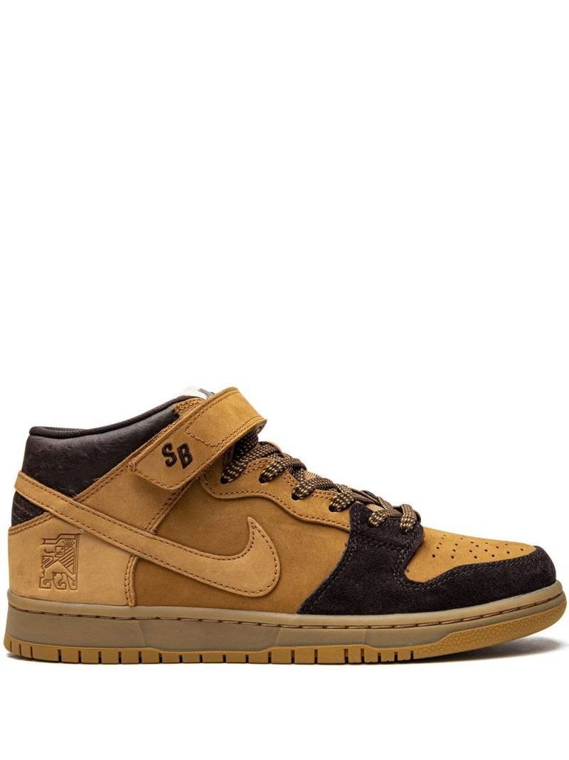 Nike SB Dunk Mid Pro "Lewis Marnell" sneakers - Neutrals von Nike