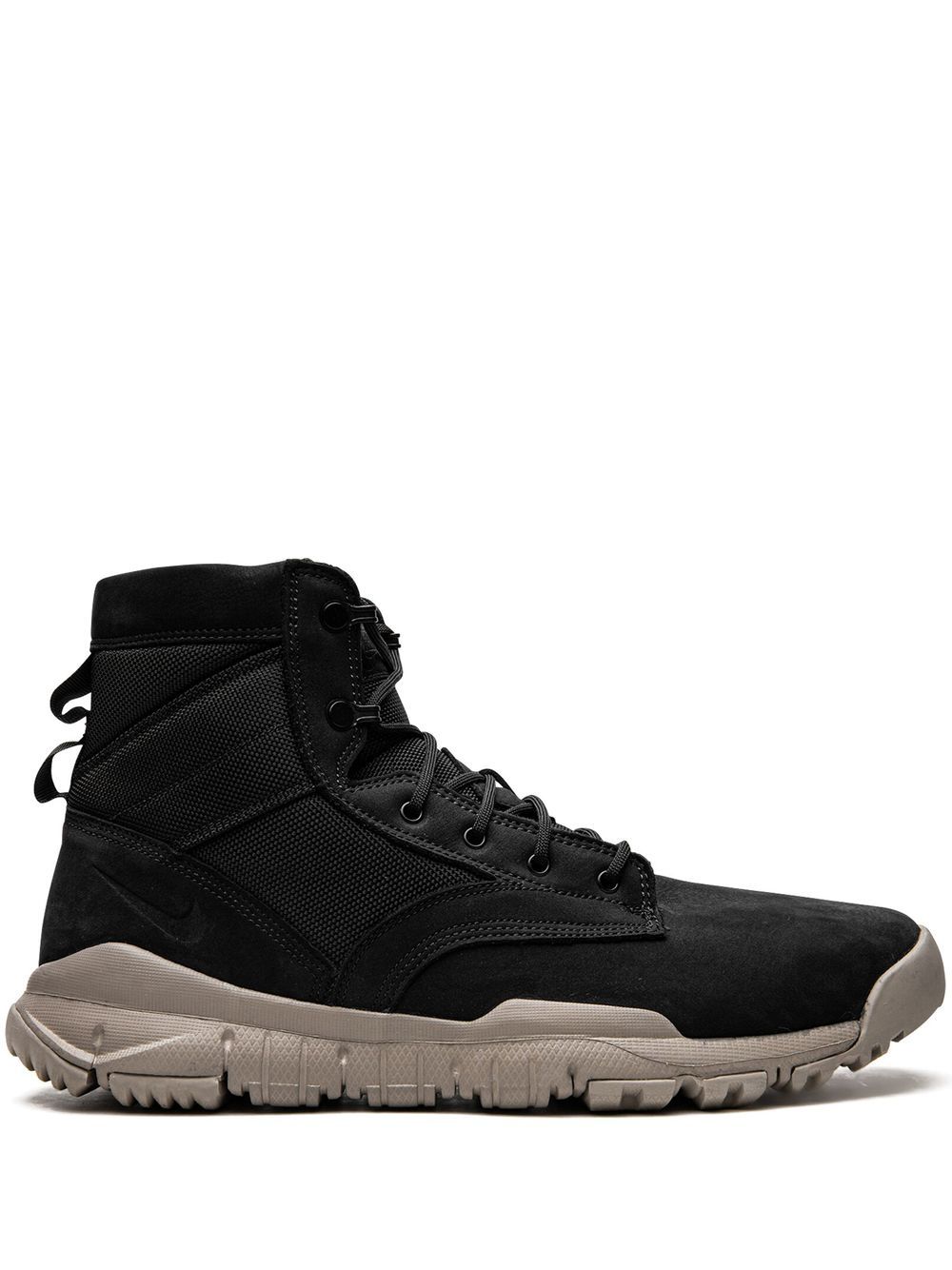 Nike SFB 6-Inch NSW leather boots - Black von Nike