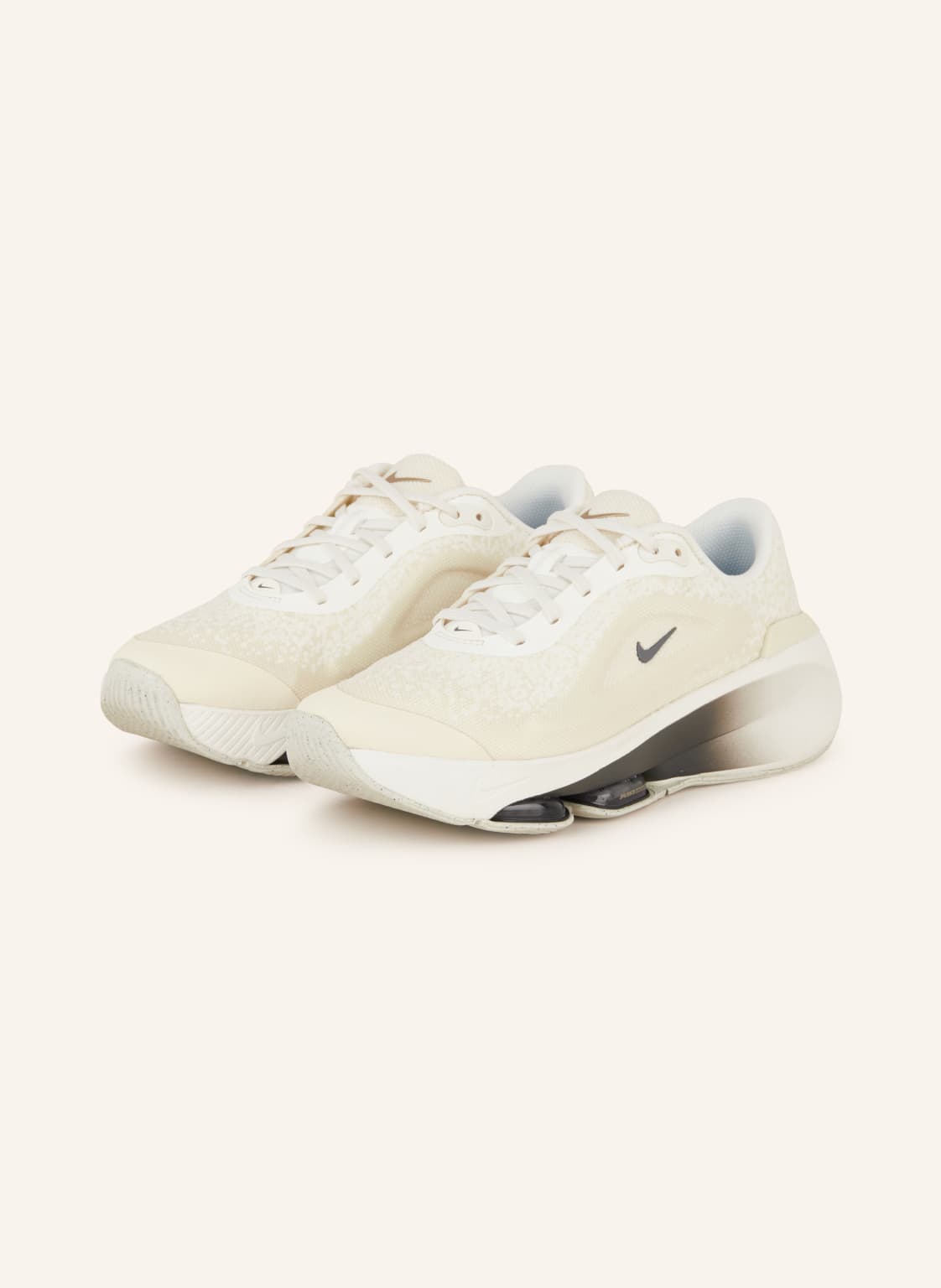 Nike Trainingsschuhe Versair beige von Nike