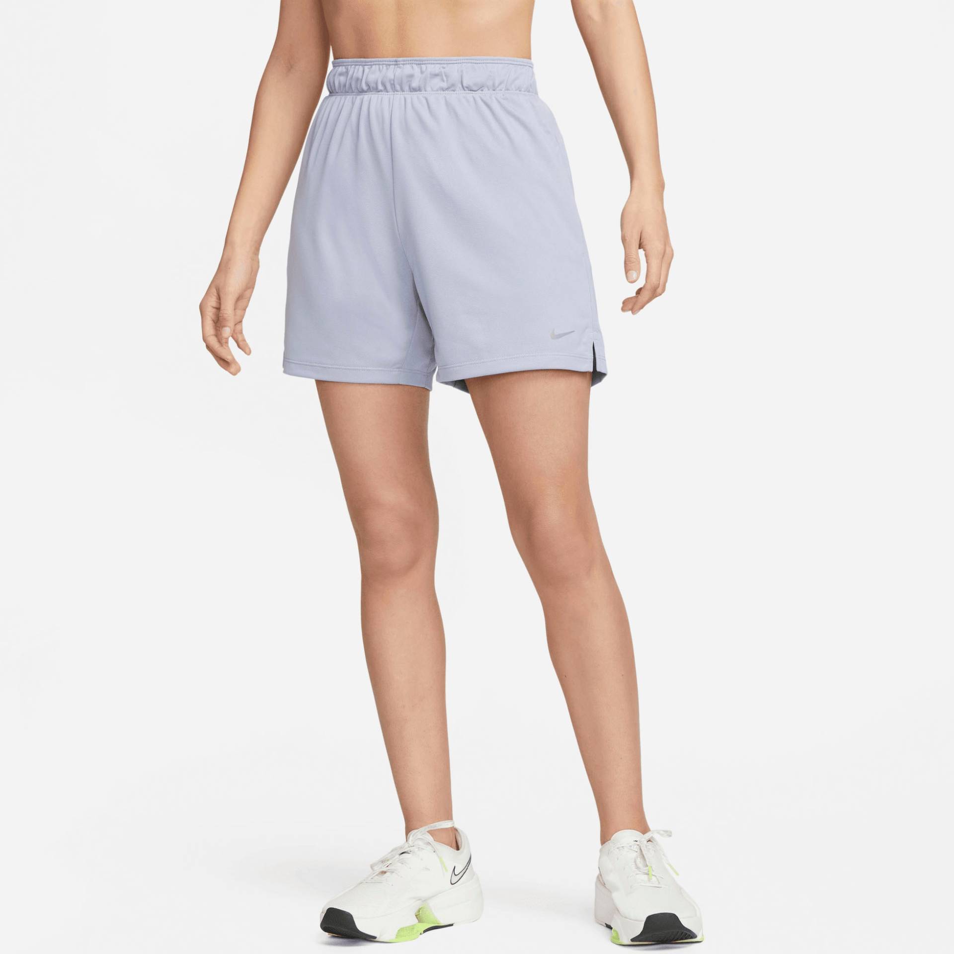 Nike Trainingsshorts »DRI-FIT ATTACK WOMEN'S MID-RISE UNLINED SHORTS« von Nike