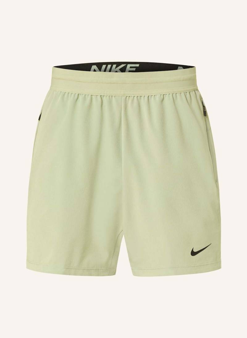 Nike Trainingsshorts Totality gruen von Nike