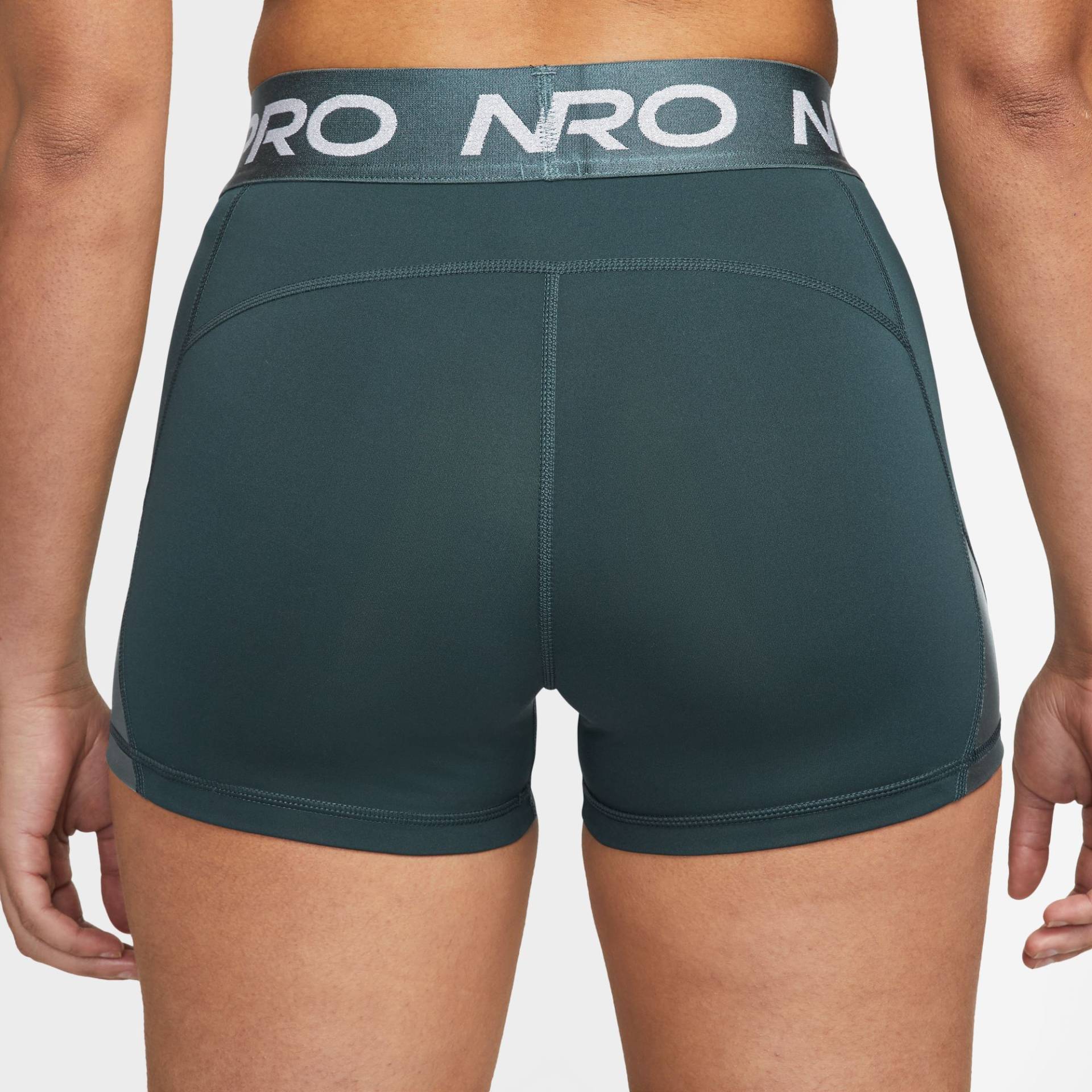 Nike Trainingstights »PRO WOMEN'S MID-RISE SHORTS« Nike Trainingstights »PRO WOMEN'S MID-RISE SHORTS« von Nike