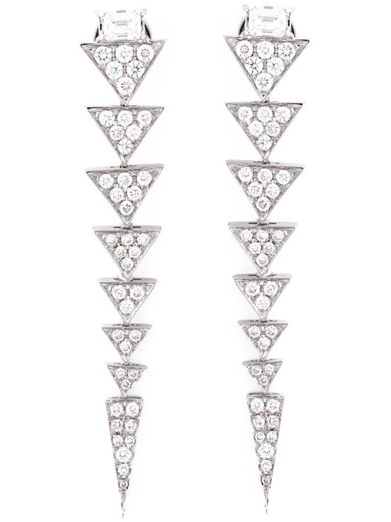 Nikos Koulis long triangle drop diamond earrings - Metallic von Nikos Koulis